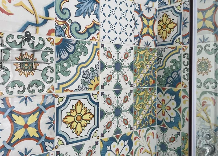 Malusi 4* نابولي