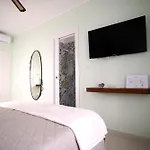 Malusi Nápoly
